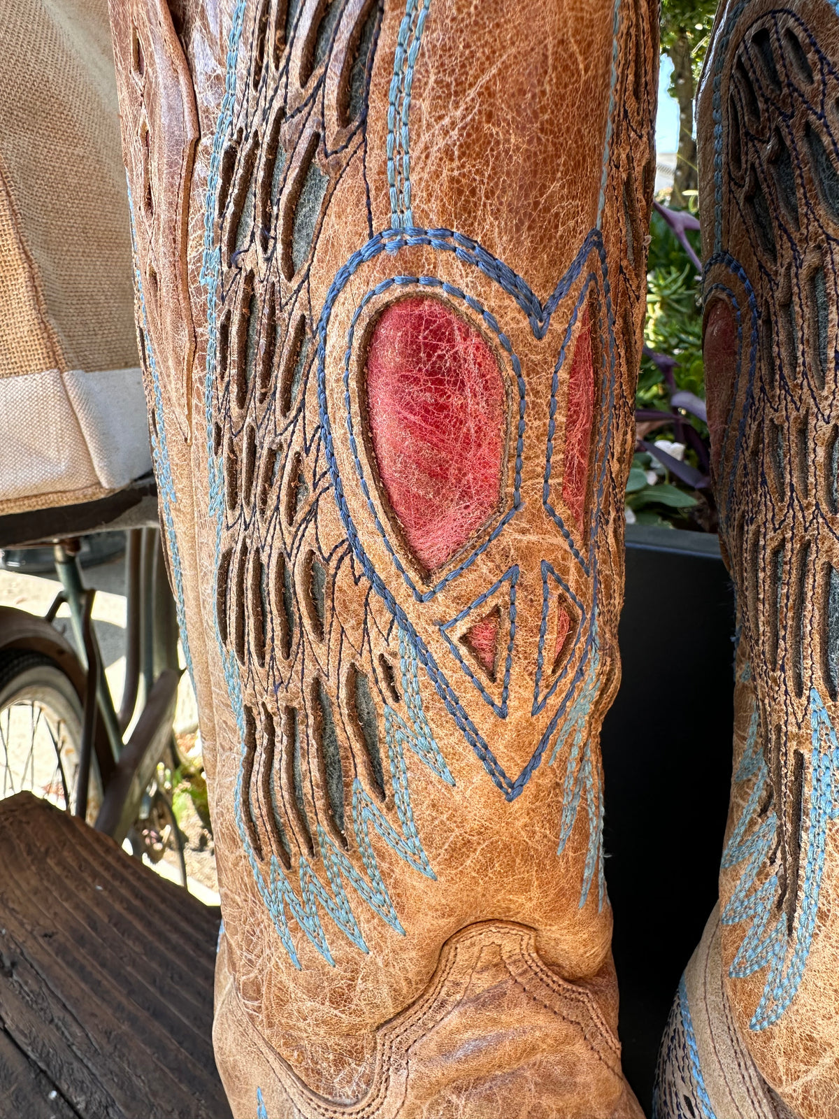 Resale Deals Corral Heart Angel Wing Cowgirl Boots-Snip Toe Size 9.5 #1935