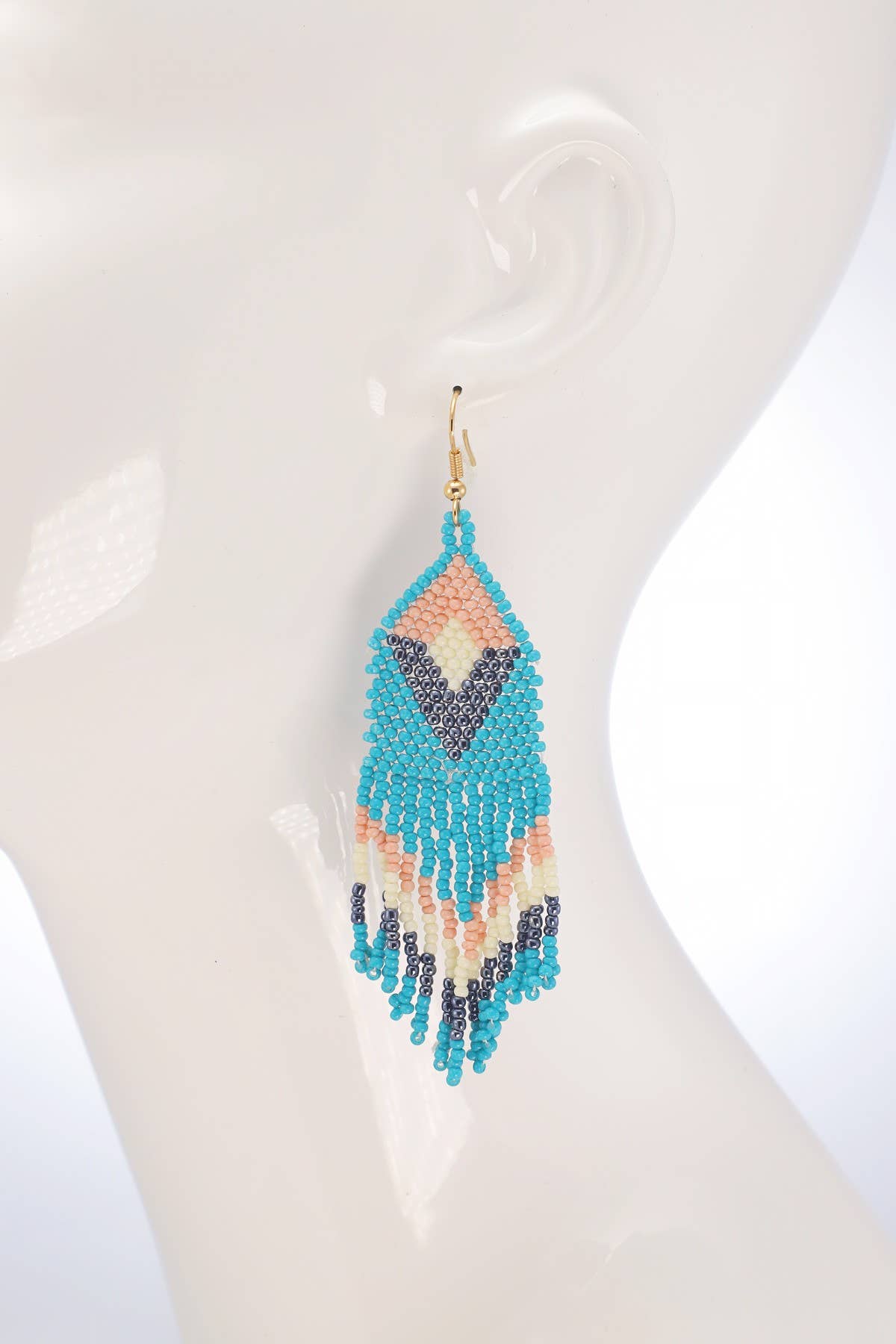 Seed bead Chevron Wide Fringe Dope Earring : IVORY(GDMPH)