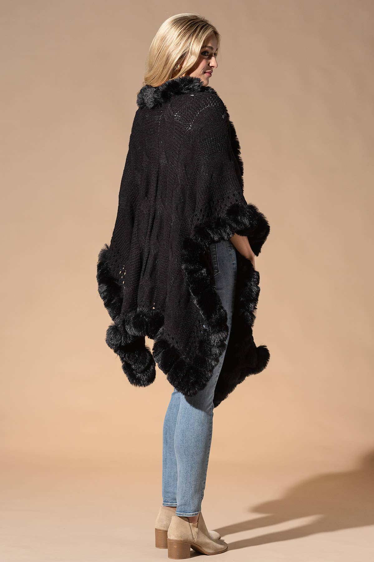 Woven Cape with Faux Fur Accent Trim: TAUPE(TP)