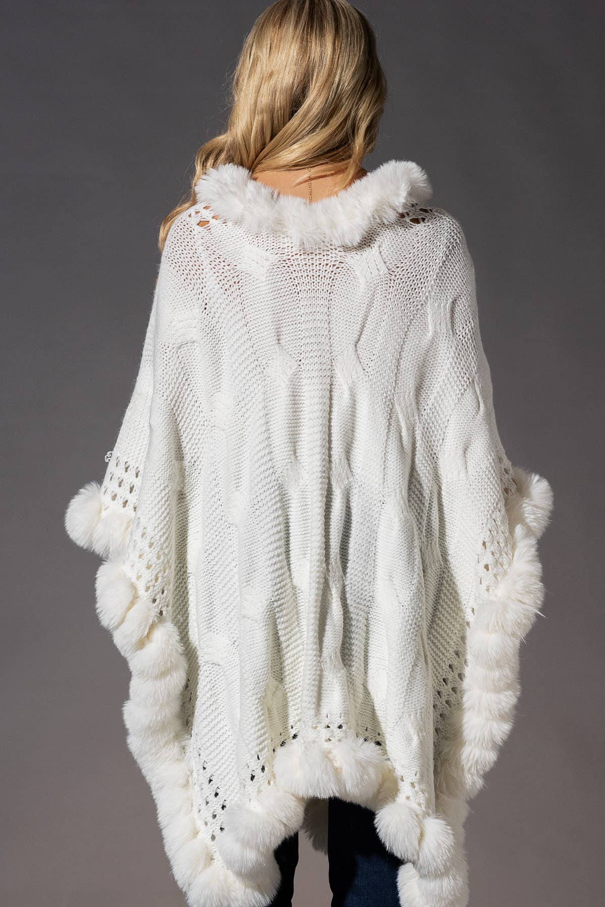 Woven Cape with Faux Fur Accent Trim: IVORY(IV)