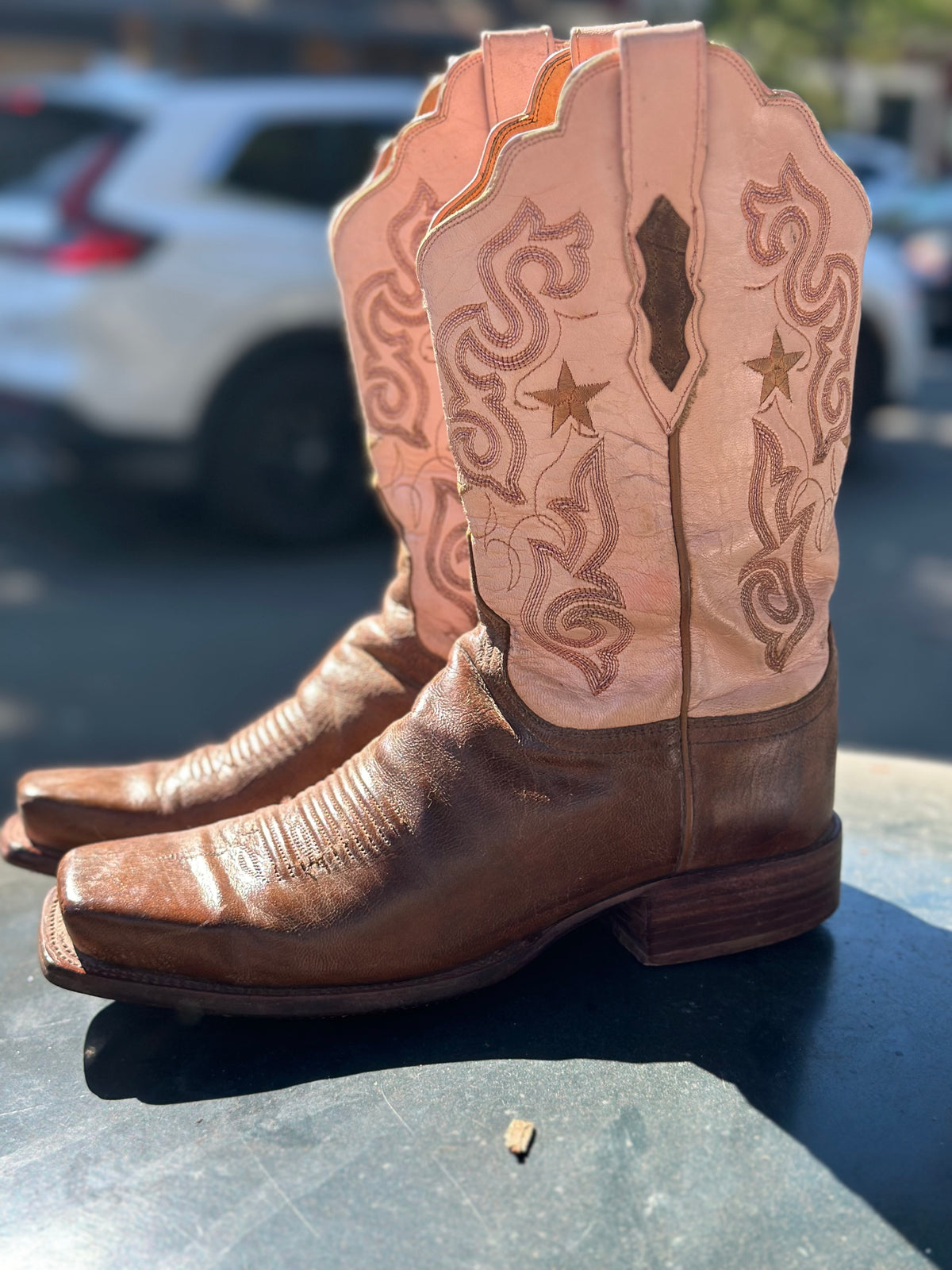 Resale Deals 1883 by Lucchese 2000 Brown/Pink Western Cowgirl Boots Size 9C