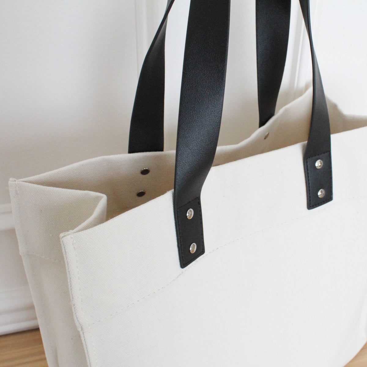 Custom City Love Market Tote: Black