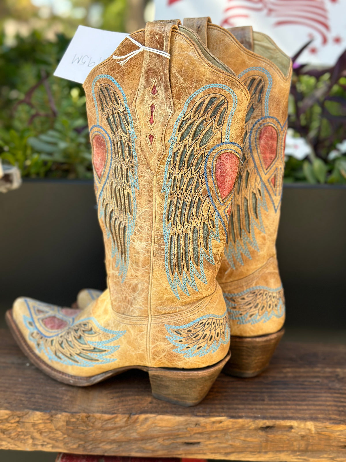 Resale Deals Corral Heart Angel Wing Cowgirl Boots-Snip Toe Size 9.5 #1935