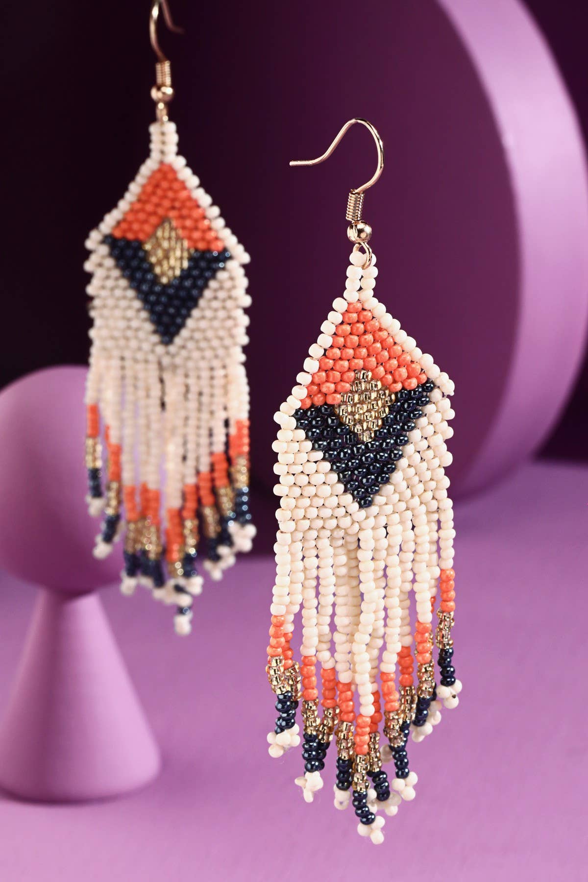 Seed bead Chevron Wide Fringe Dope Earring : IVORY(GDMPH)