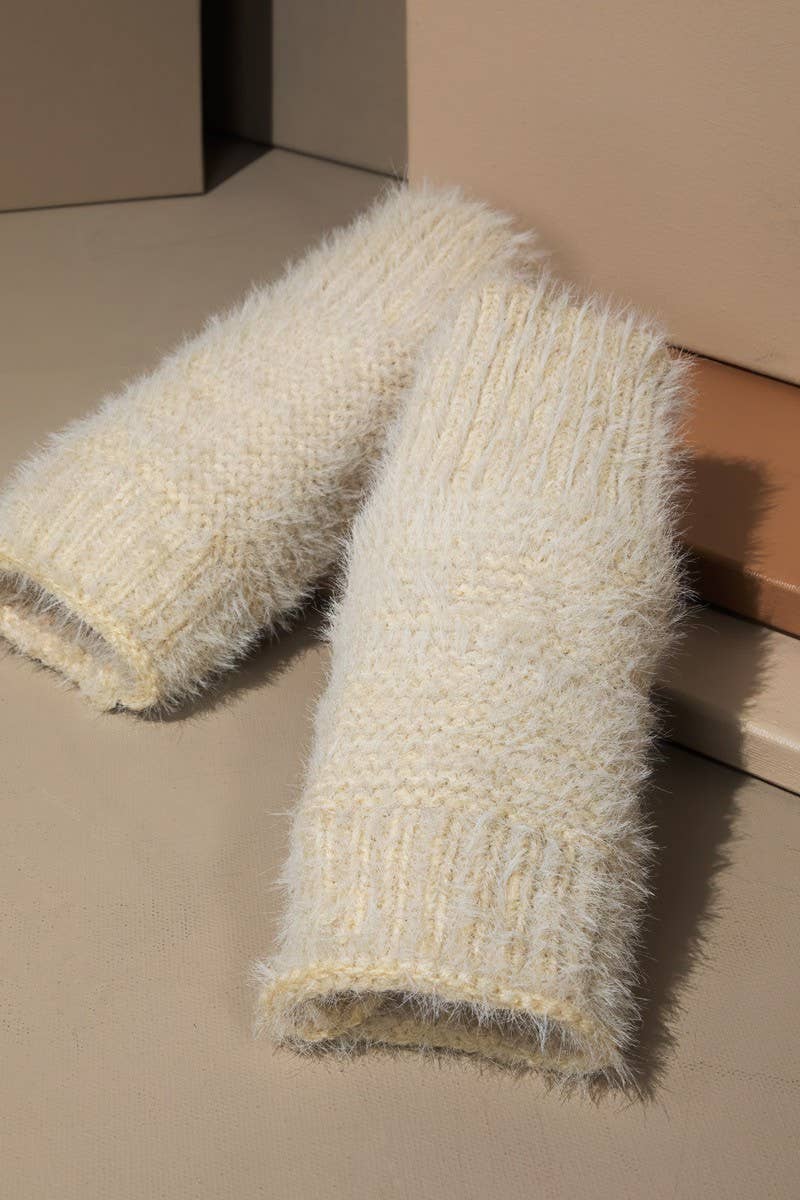 Garter Stitch Fingerless Gloves: IVORY