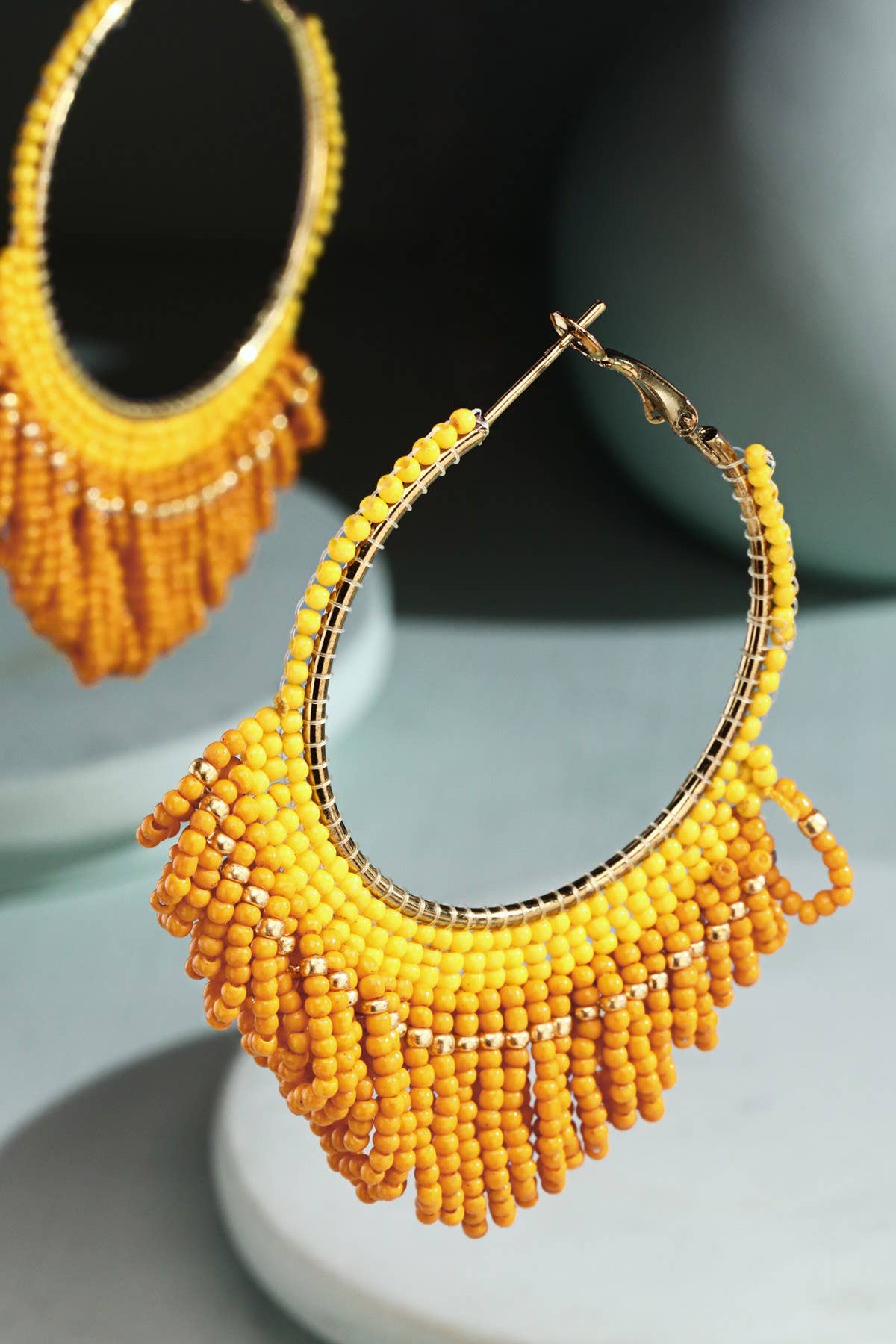 Seed Bead Loop Tassel Hoop Earring : IVORY(GDIVY)