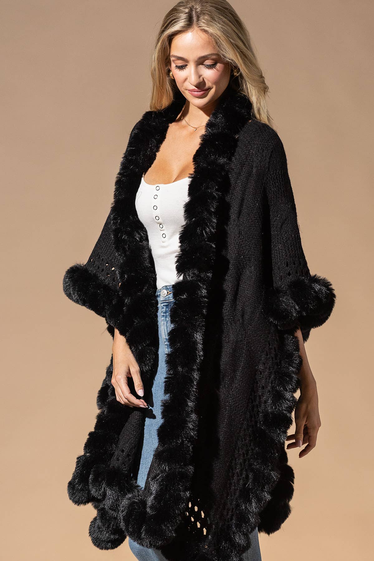 Woven Cape with Faux Fur Accent Trim: TAUPE(TP)